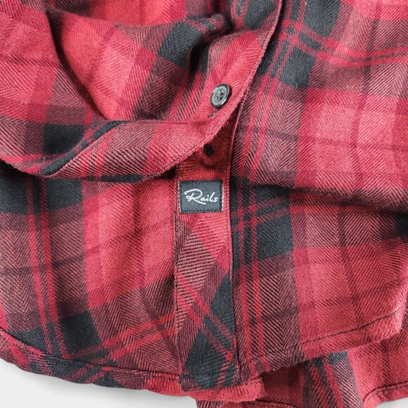 Rails Hunter Plaid Shirt Women's Large Crimson Pitch 100% Rayon Button Down - Picture 4 of 14